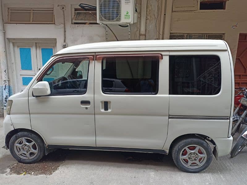 Daihatsu Hijet 2009 13