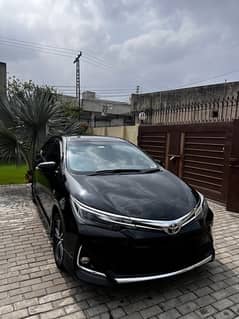 Toyota Altis Grande X 1.8 black interior 2021