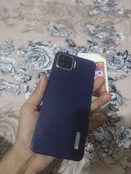 Oppo F17 3