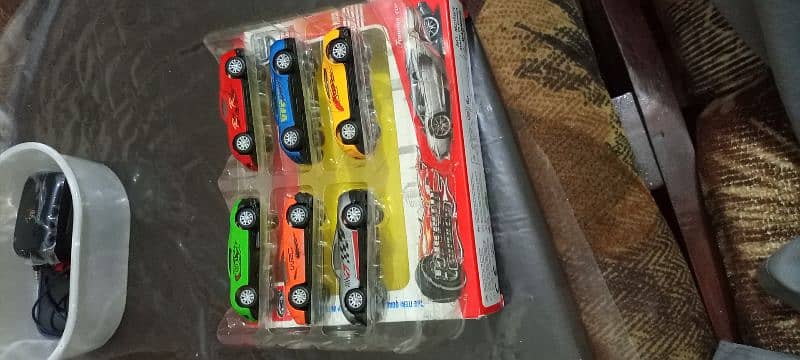 Pack of 6 Metal cars 7