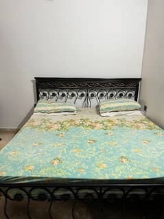 metal bed for sale