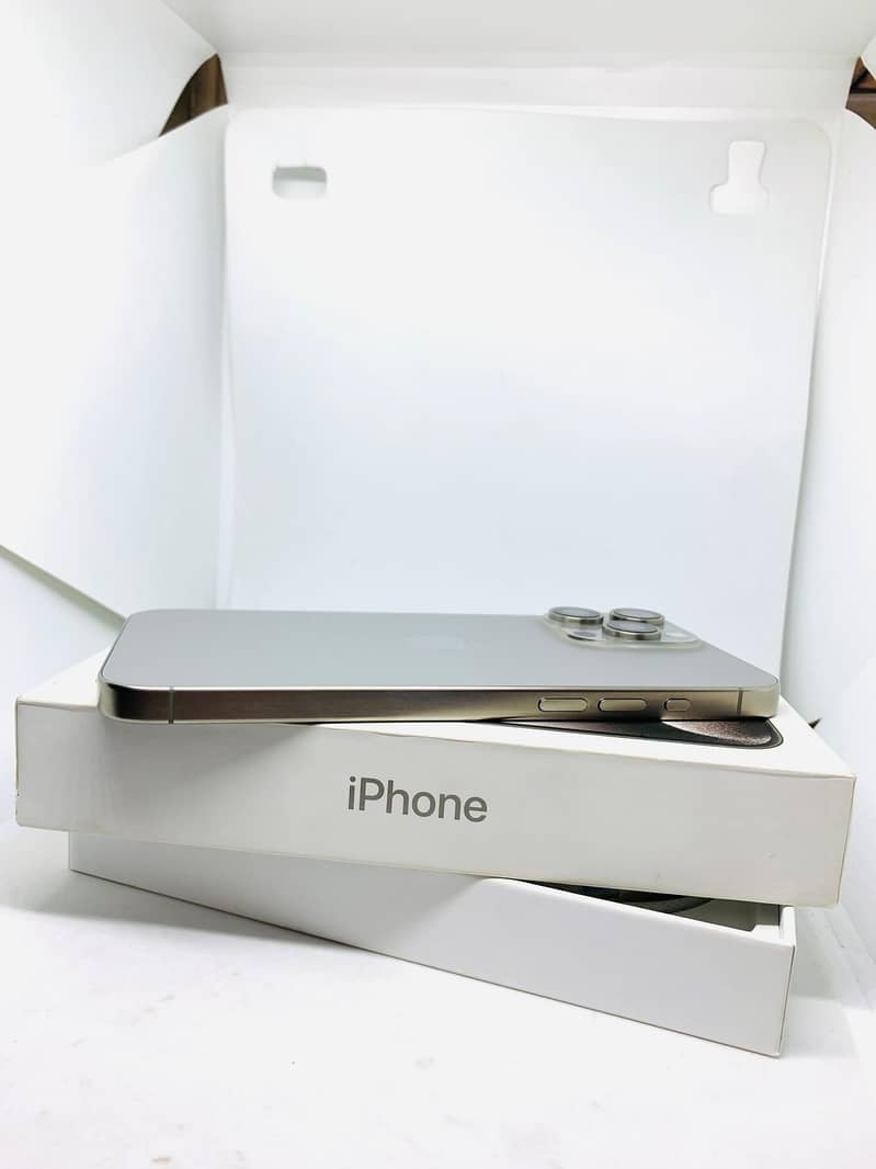 Iphone 15 pro max 256 HK dual physical 3
