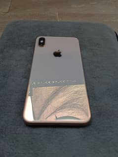 I Phone XS Max, Gold Color, LLA American Model, 100% battery health 0