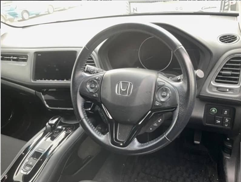 Honda Vezel 2019 10