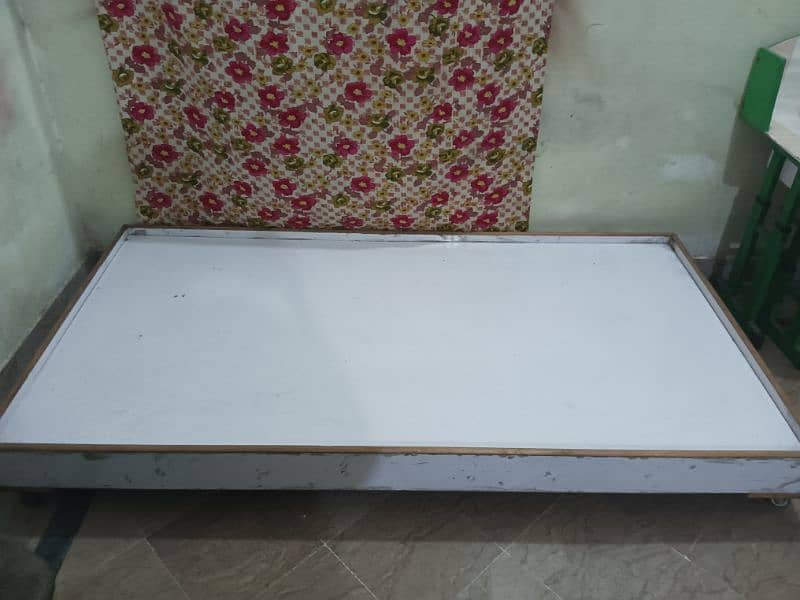 Single wooden bed for sale 3