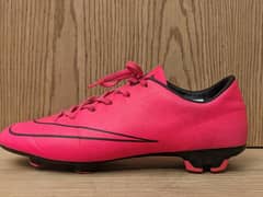 original nike mercurial top model football shoes UK-9 or US-10 in 0