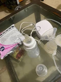 breast pump automatic with storage bags