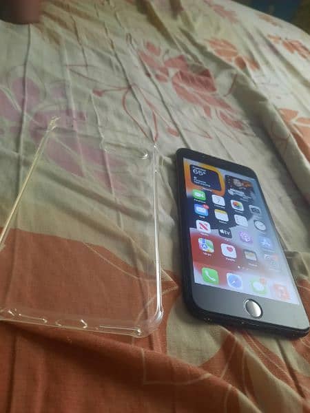 Iphone 7 Plus 256 GB PTA Approved FU perfect set no fault 8