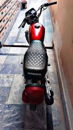 Just like a new bike neat & clean Honda 125 available for sale