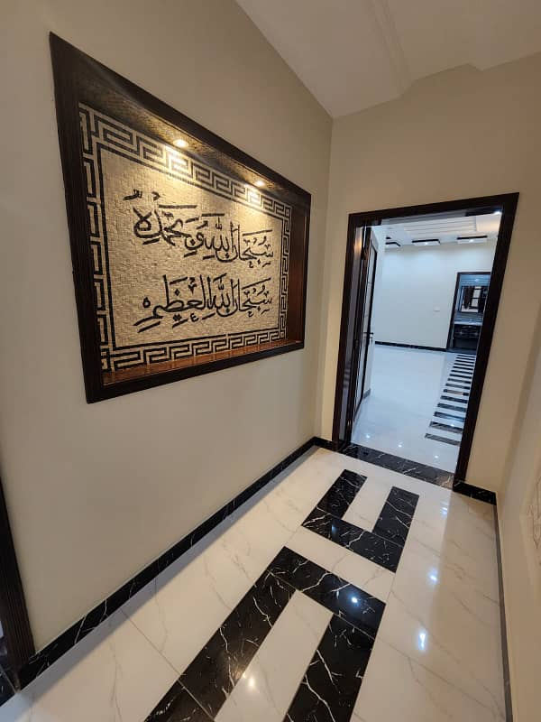 10 MARLA BEAUTIFUL HOUSE FOR SALE AT THE CENTER LOCATION OF LAHORE CITY(ARCHITECT SOCIETY LAHORE) 13