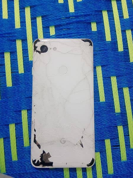 google pixel 3 xl 4 / 64 only for parts 1