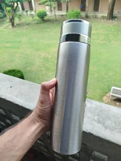 1000ML (1 Litre) Hot And Cold Water Bottle For Sale