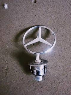 Mercedes E-350 Emblem/Logo/Hoodstar