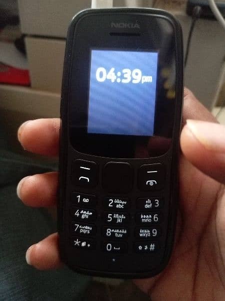 Nokia 106 ok condtion ha dibba chargre bi ha 1