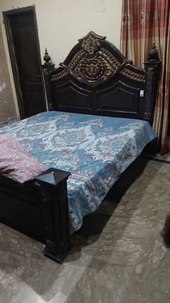 2 different bed available for sale