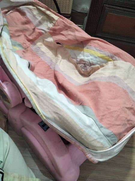 baby carry cot 1