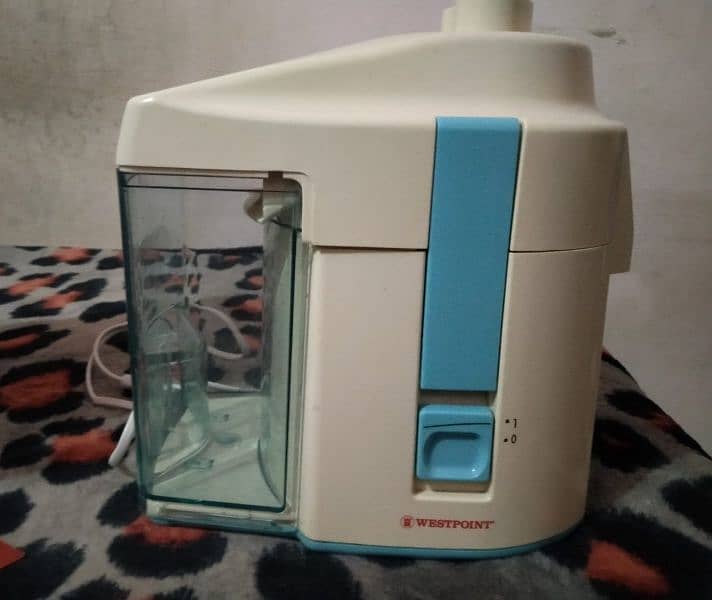 juicer machine new condition only 1 time use 0