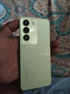 VIVO Y100 8+8/256 ONLY BOX OPEN