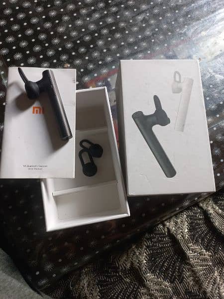 Mi Bluetooth headset 100% original 1