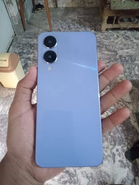 vivo Y17s for sale with full box condition 10 bye 10 warranty 6 months 0