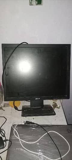 Acer Monitor In Almost New Condition