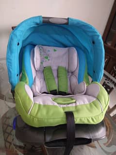 3 in 1 Car Seat, Carry Cot & Bouncer