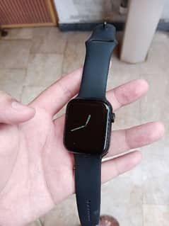 Smartwatch i9 in excellent condition with box