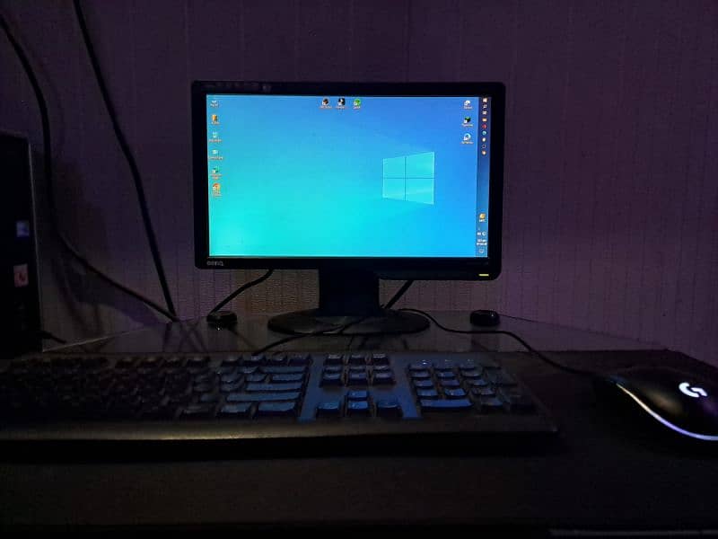 acer 17' inch and BenQ 16'inch monitors for sale 5