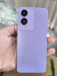 Vivo y21s condition 10/10 with 10 months veranty and box + charger