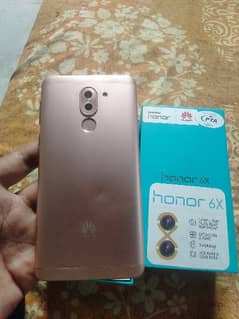 Honor6xwith box all ok no open just glss brk. 03403728527cntct.