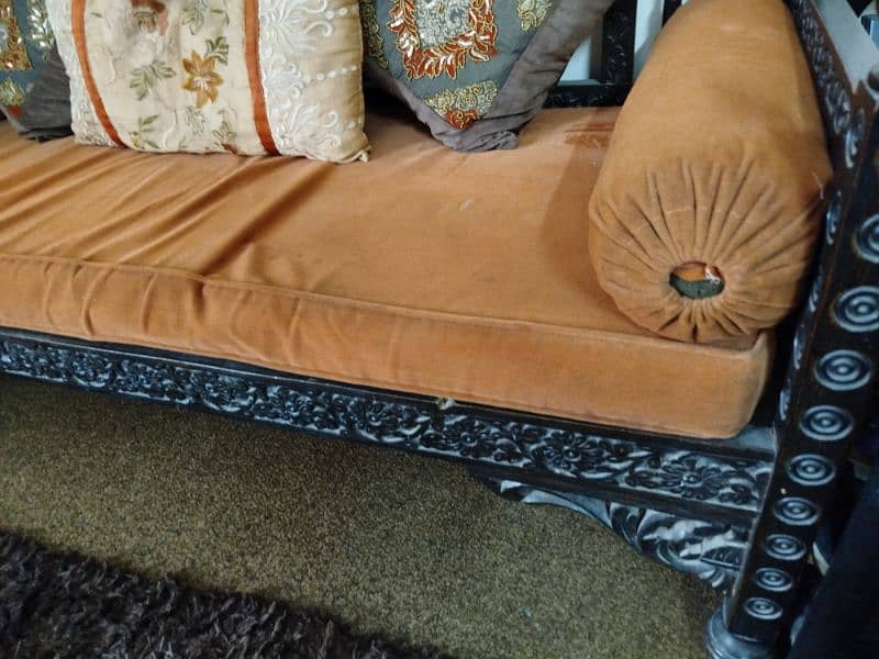 3 Seater Dewaan Sofa With Rust Cushions 3