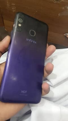 Infinix Hot 8 4/64 condition 10/9 all day battery