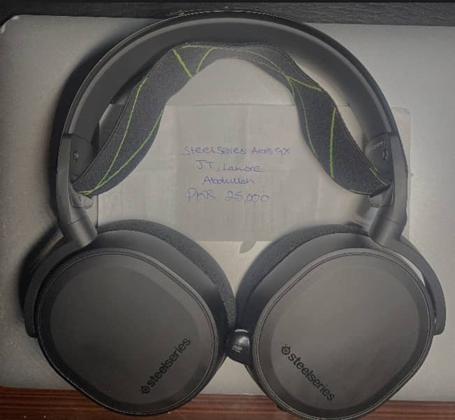 SALE - Steelseries Arctis 9X Gaming Headphones 0