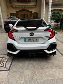 Honda Civic 1.8 i-VTEC Oriel. . Model 2018 Reg 2020 Conditions 10/10