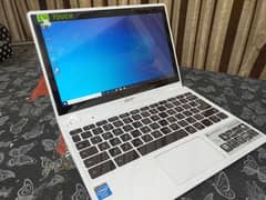 Acer laptop in touch screen 10/10