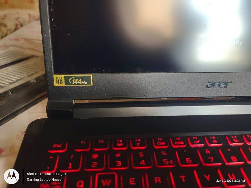 Acer Nitro V - RTX - Gaming Laptop House 6