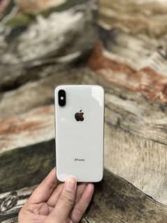 IPHONE X WHITE COLOUR 64GB