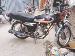 Honda 125CC 2015B Modal exchange possible 03024938814