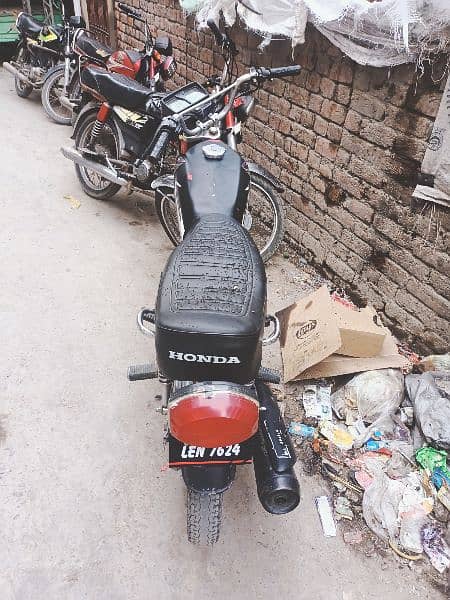 Honda 125CC 2015B Modal exchange possible 03024938814 8