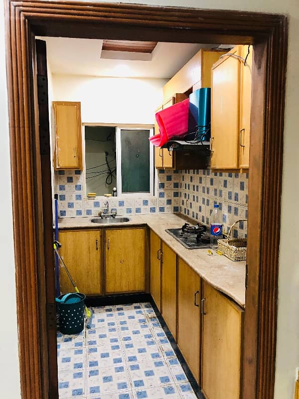 Flat available for rent

1 badroom with attached bath
TV launch
Kitchen
Floor 4
Lift available 
Sq 700
Rent demand 36000

Please contact for more details and other options or visit our 9