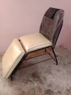 beautician chair