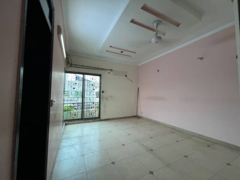 10 Marla Upper Portion With Separate Gate For Rent 2