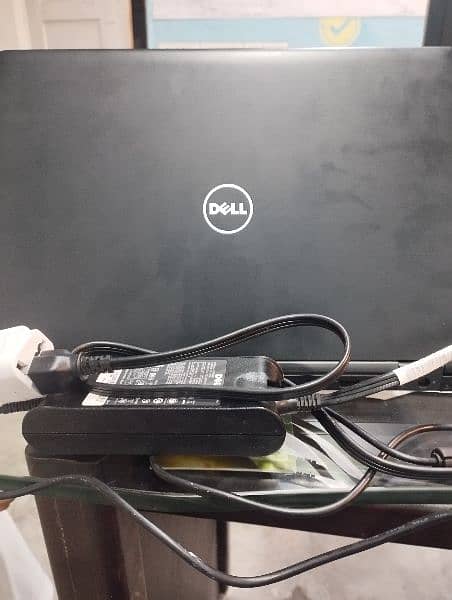 Dell laptop core i5 6th generation with 256gb sad 10/10 mint condition 1