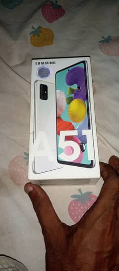 samsung galaxy a51 plz ad full read mobile and box no charger