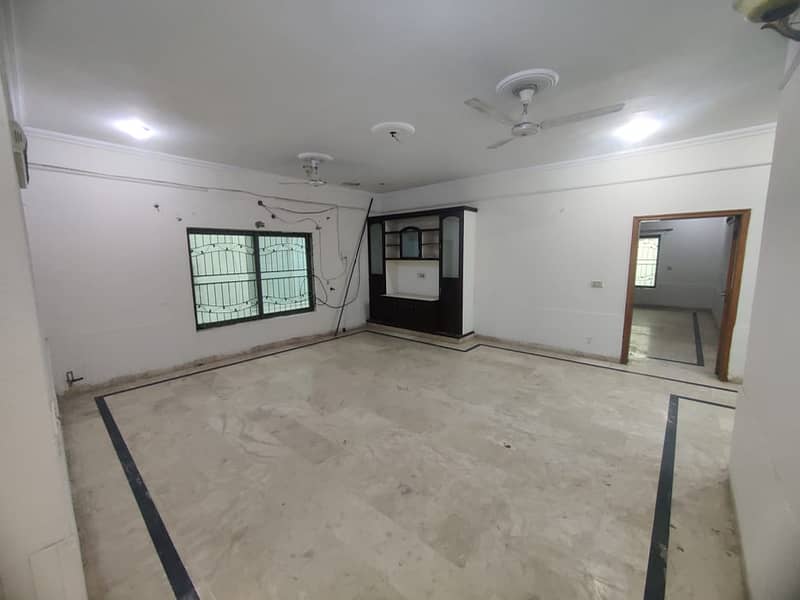 1 Kanal Upper Portion Available For Rent 4