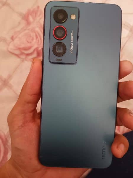 tecno camon 18 premier 0