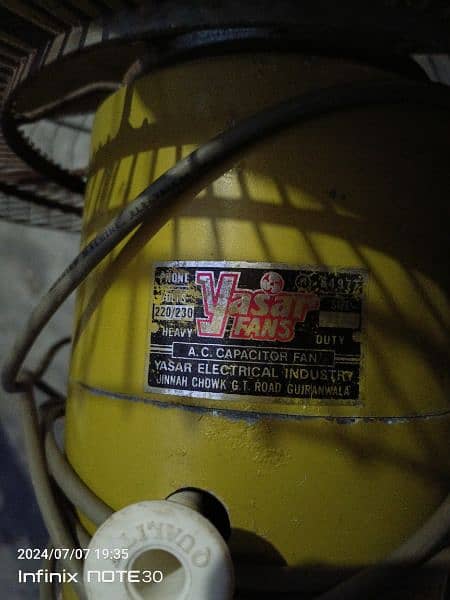 (Pedestal fan) Yasar Fan AC 220V 200W 5