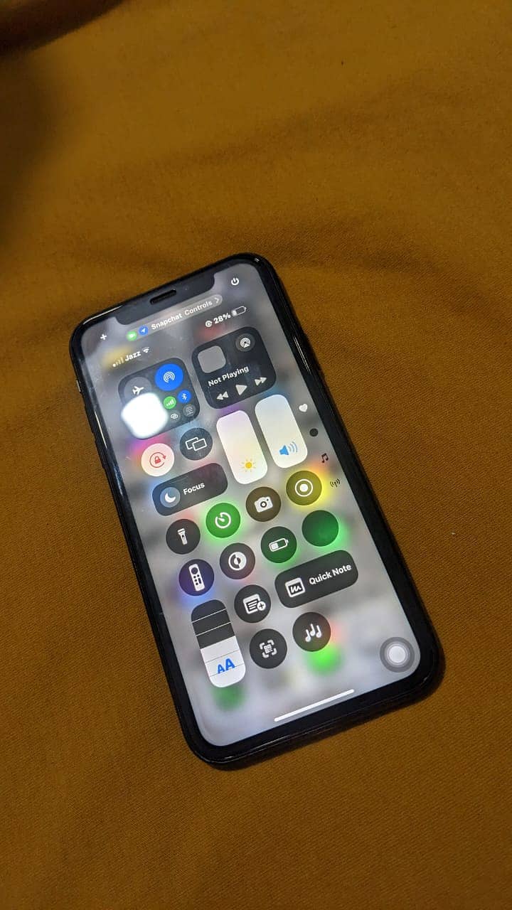 i phone xR 128gb 8