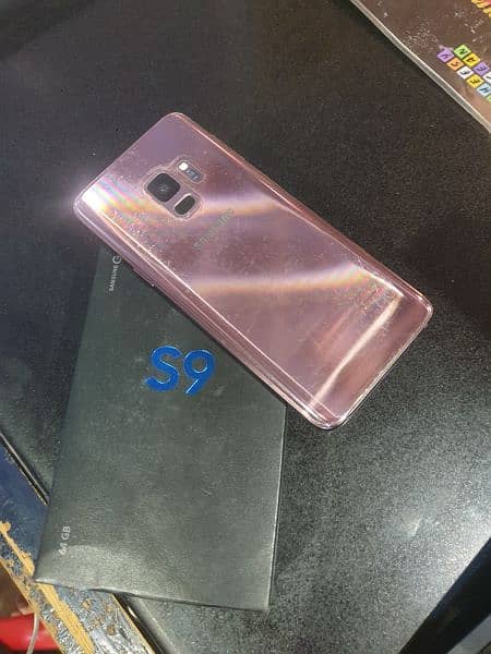 Samsung S9 with Box 0