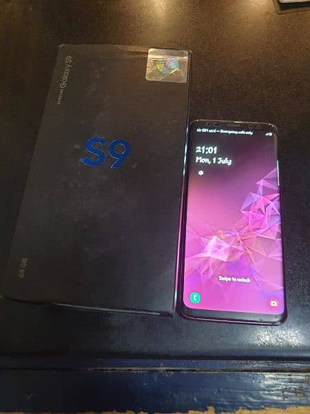 Samsung S9 with Box 10